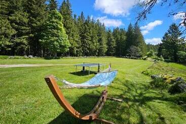 تختخواب و صبحانه Chalet Perle Des Hauts