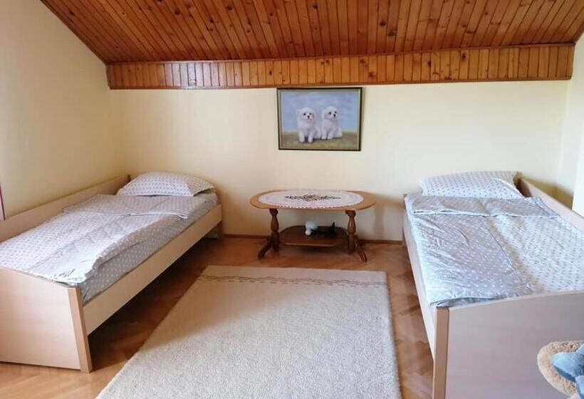 تختخواب و صبحانه Kuća Marić