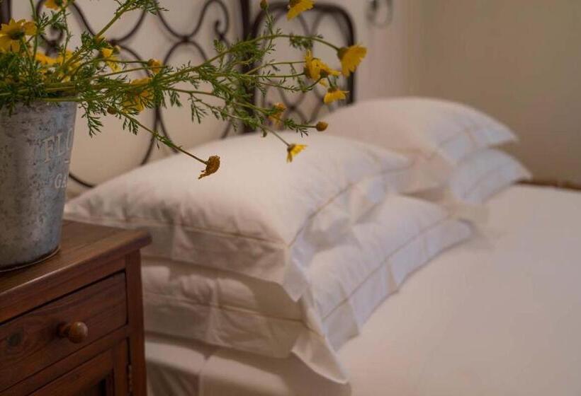 مبيت وإفطار Masseria Corte Cucciata