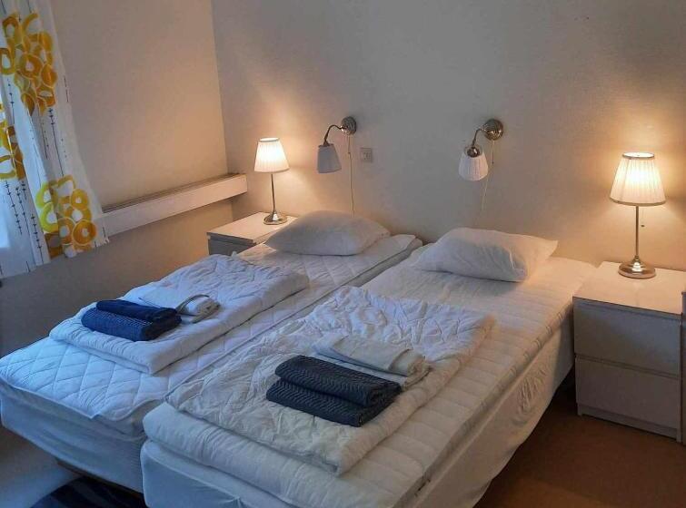 住宿加早餐  Mäshult Kurs & Lägergård