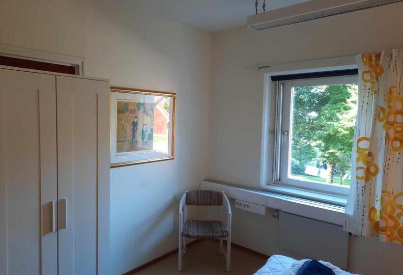 住宿加早餐  Mäshult Kurs & Lägergård