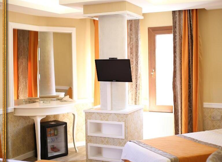 Berrak Otel