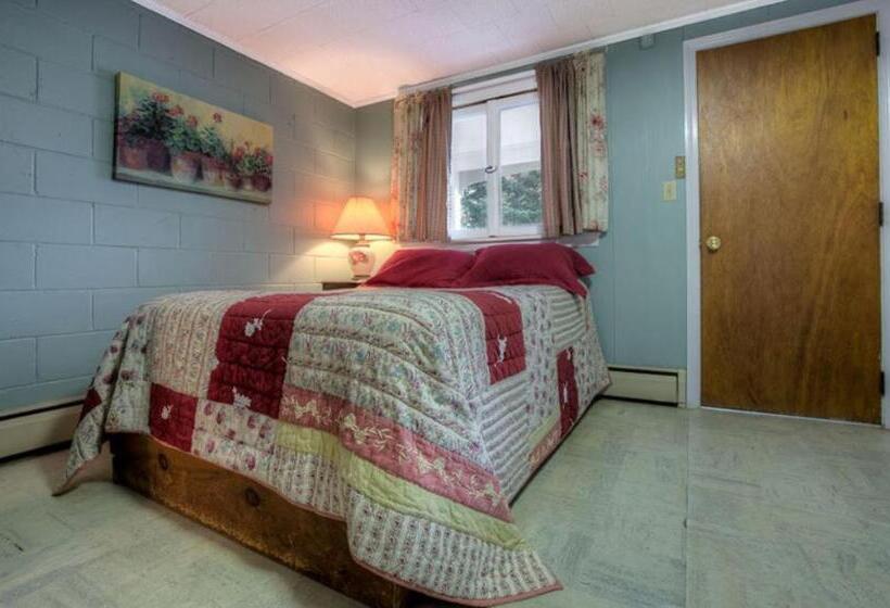 Cottage Place On Squam Lake   Suites