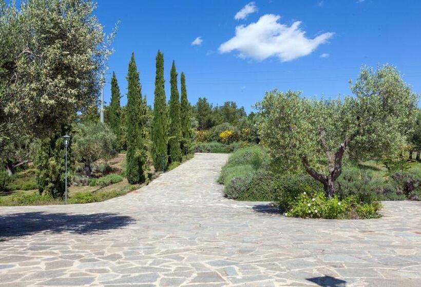 هتل Agriturismo Villa La Maesta