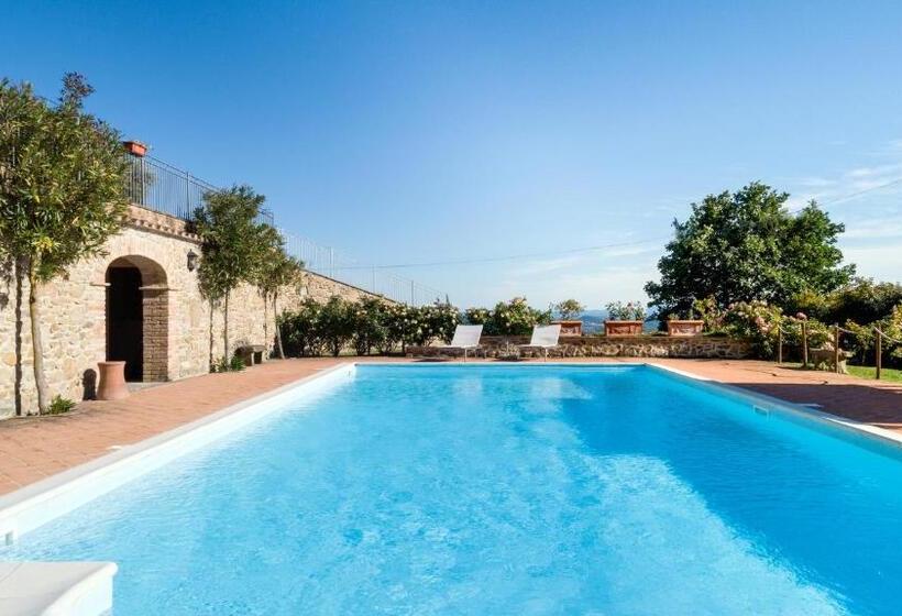 هتل Agriturismo Villa La Maesta