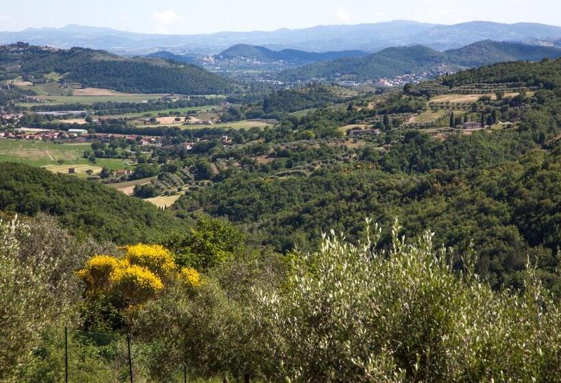 هتل Agriturismo Villa La Maesta