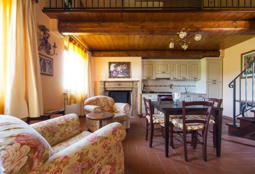 هتل Agriturismo Villa La Maesta