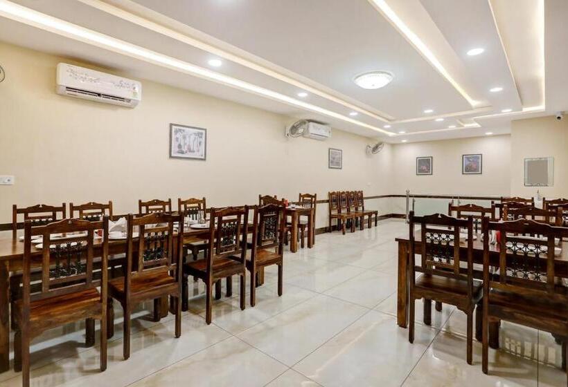 Hotel Collection O Ravidarshan