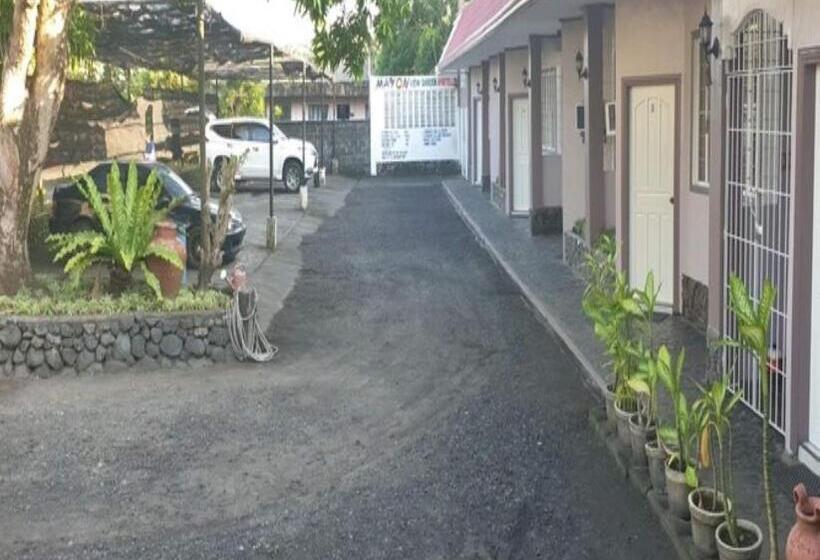 فندق Oyo 1079 Mayon View Garden Apartelle Sa Bukid