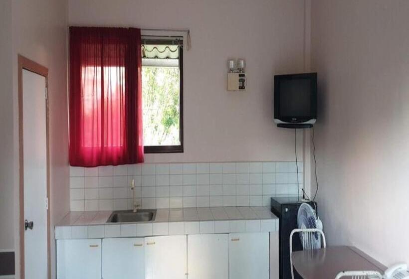 فندق Oyo 1079 Mayon View Garden Apartelle Sa Bukid