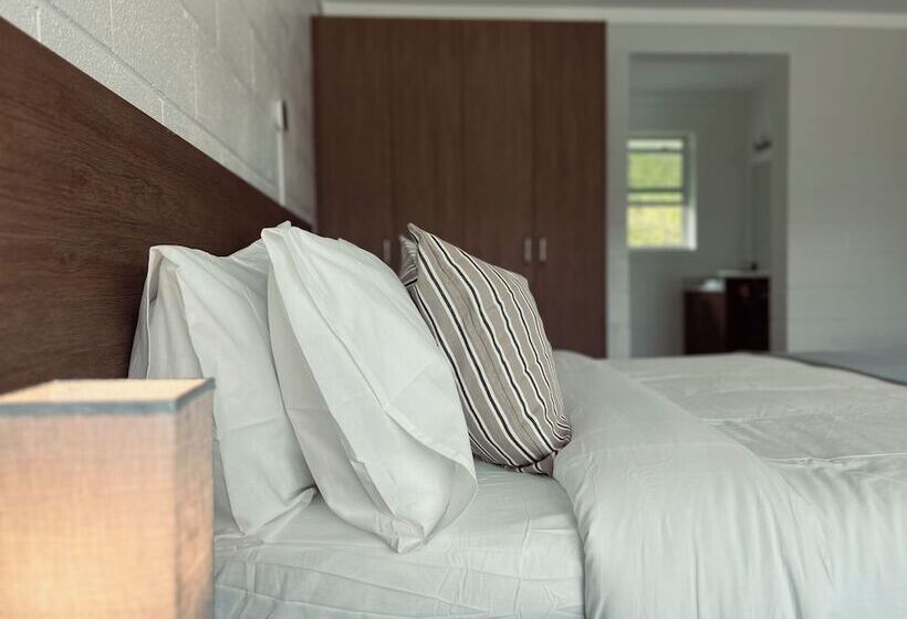 ホテル Stay Inn Muskoka