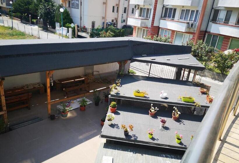 پانسیون Guest House Petrovi