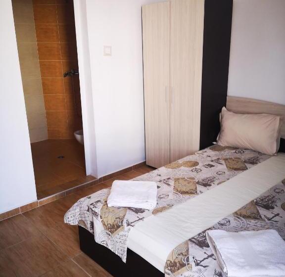 پانسیون Guest House Petrovi