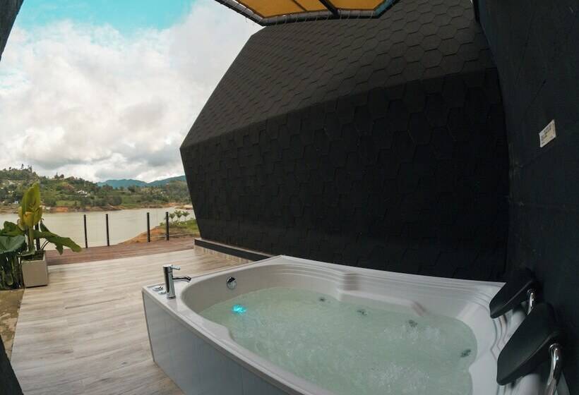 פנסיון Viajero Guatapé Hostel & Lake Club