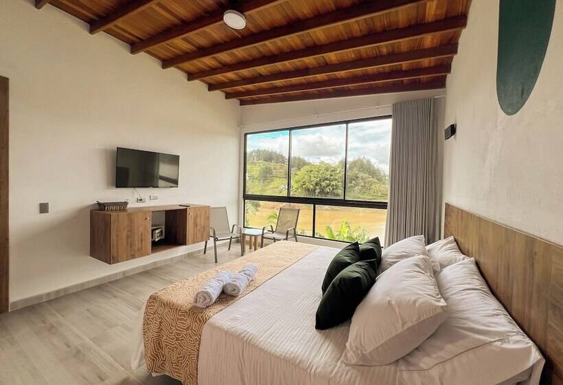 פנסיון Viajero Guatapé Hostel & Lake Club