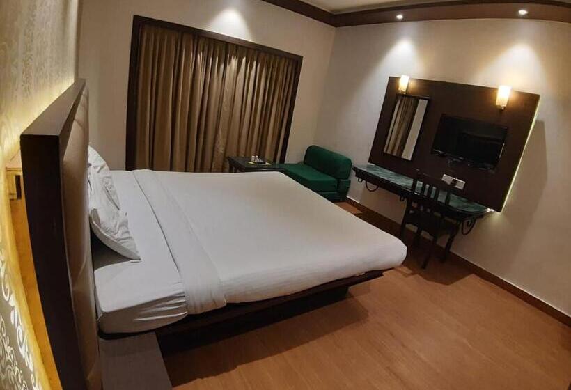 Royal Garden Resort