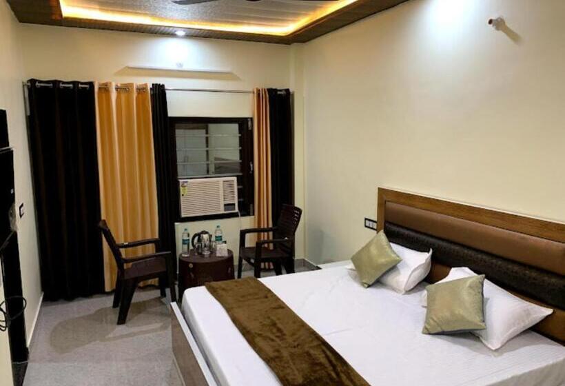 酒店 Goroomgo Tapovan Residency Haridwar   Excellent Service Recommended
