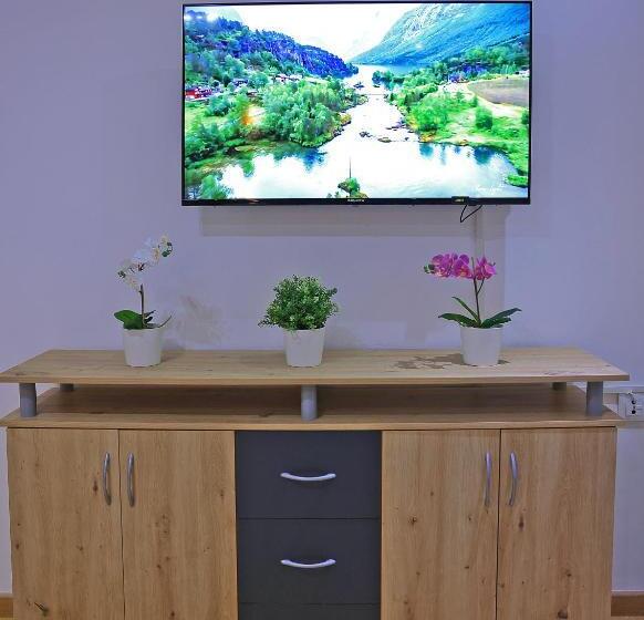 هتل La Casa Blanca