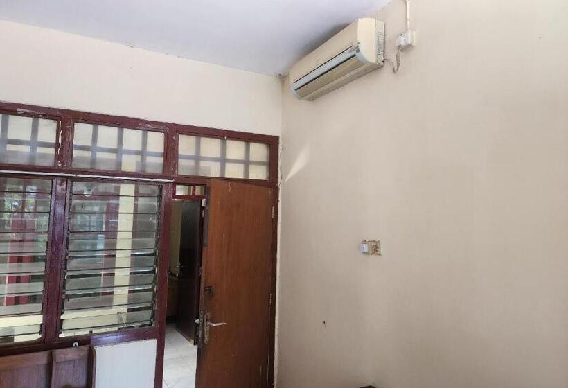 酒店 Oyo 93869 Regina Homestay Syariah