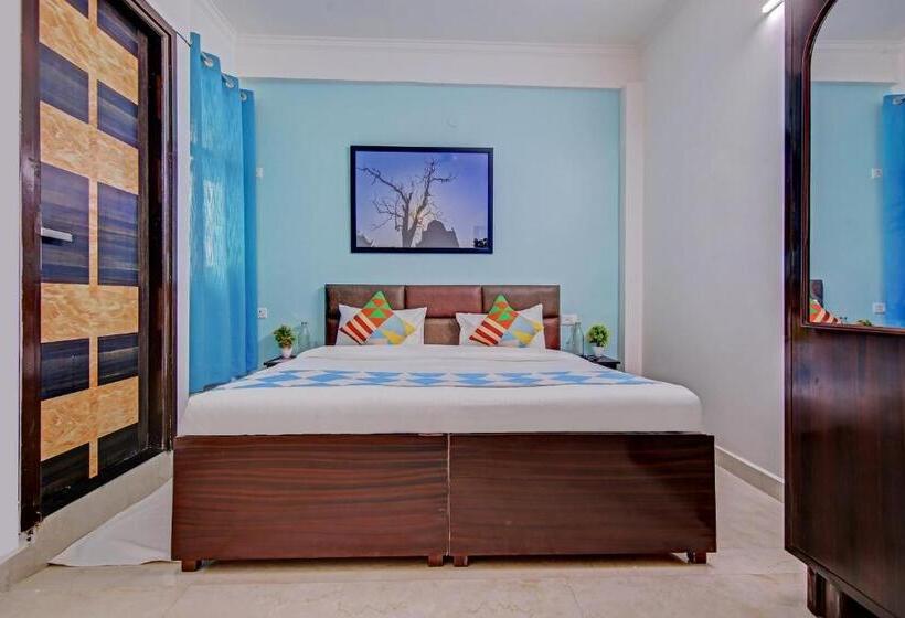 Hotel O Kd Plaza Saket Residency Near Saket Metro Station