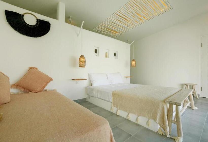 هتل The Bingin Beach Villas  Bungalow Resort
