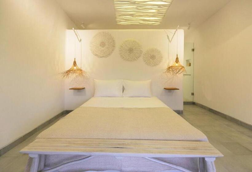 هتل The Bingin Beach Villas  Bungalow Resort
