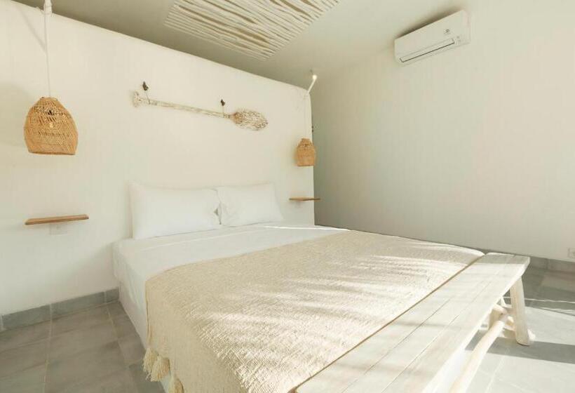 هتل The Bingin Beach Villas  Bungalow Resort