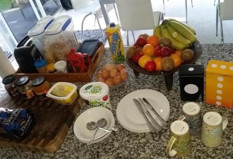 تختخواب و صبحانه Berni S Boutique Bnb