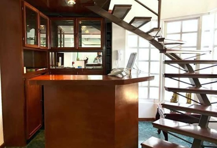 مبيت وإفطار La Aurora Hotel Like Home