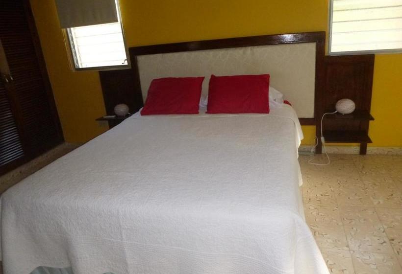 Bed and Breakfast La Perla De Farallon