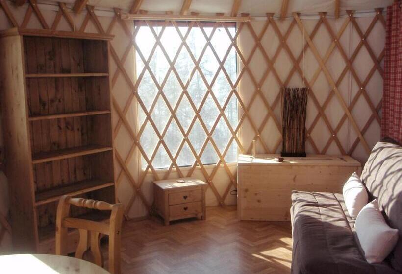 مبيت وإفطار Les Gîtes Du Cairn