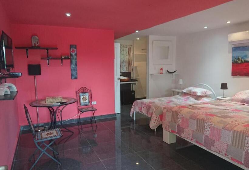 تختخواب و صبحانه Residence Las Lajas