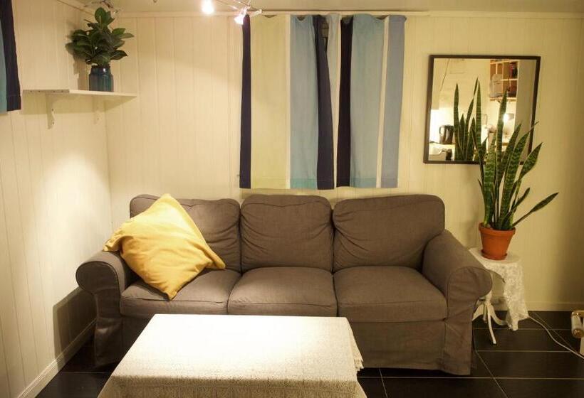 تختخواب و صبحانه Strandheimen Guesthouse