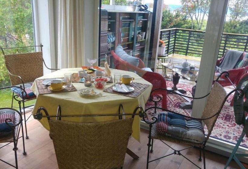 تختخواب و صبحانه Strandheimen Guesthouse