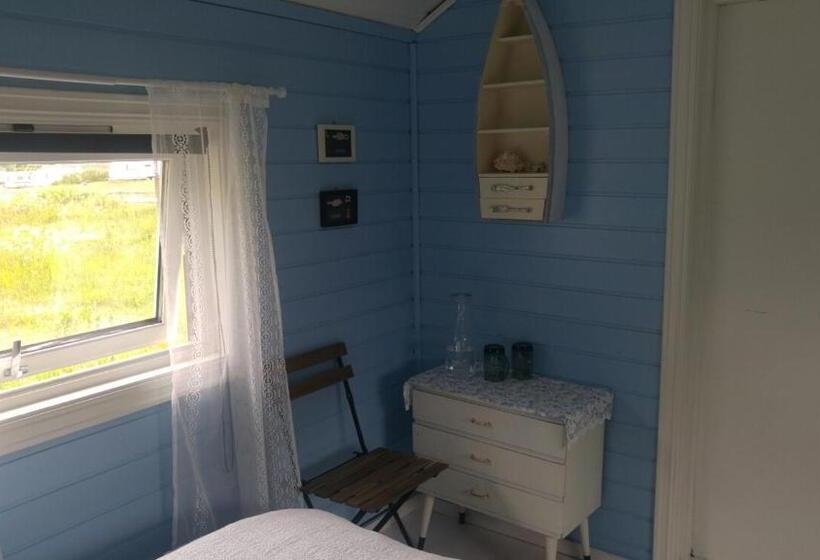 تختخواب و صبحانه Strandheimen Guesthouse