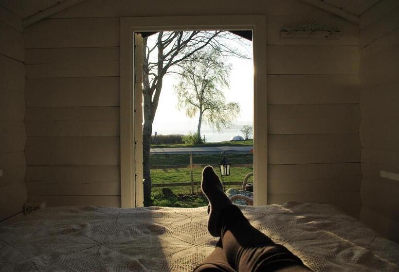 تختخواب و صبحانه Strandheimen Guesthouse