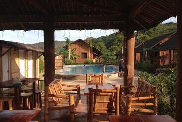 Calayo Beach Resort