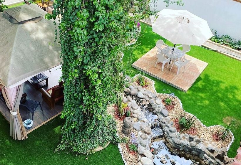 فندق فئة نجمة واحدة La Ninfa