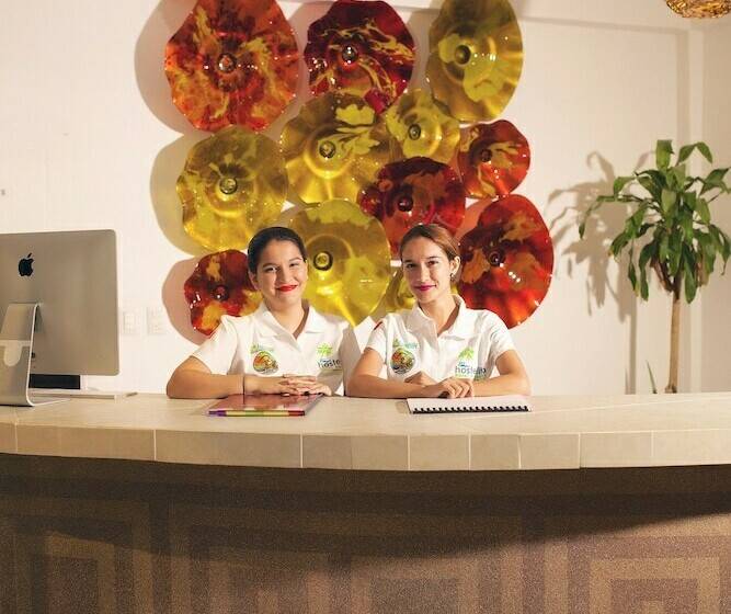 Hostelito Chetumal Hotel & Hostel