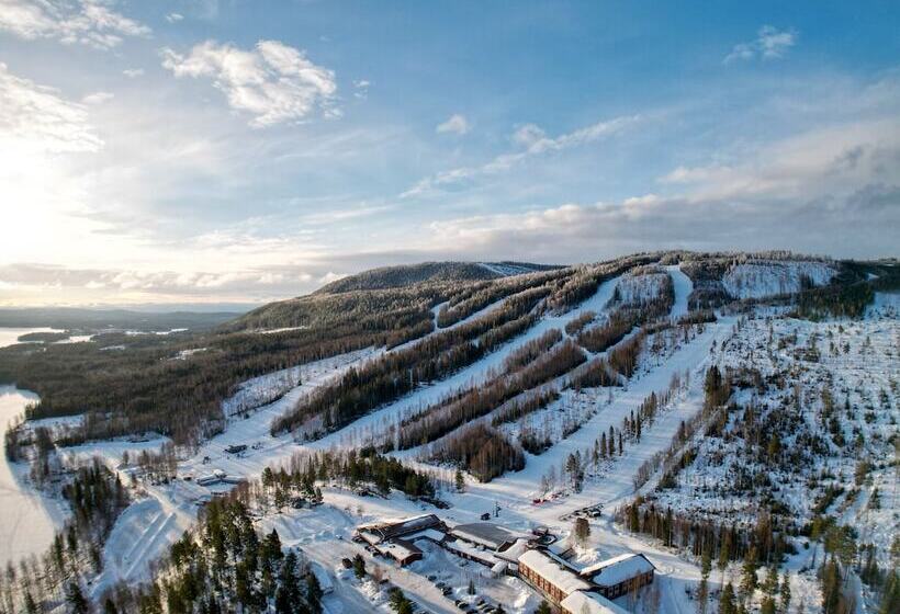 בית מלון כפרי Hassela Ski Resort