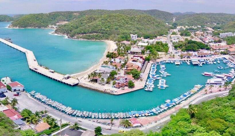 هتل Huatulco Máxico