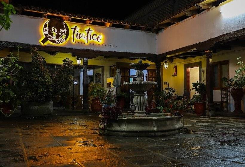 فندق Real Carretero