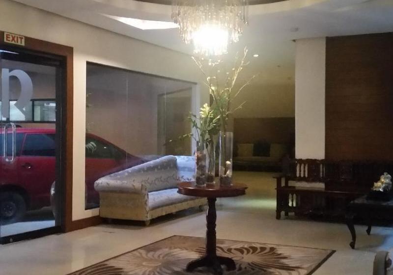 هتل Rich Manor Pension House