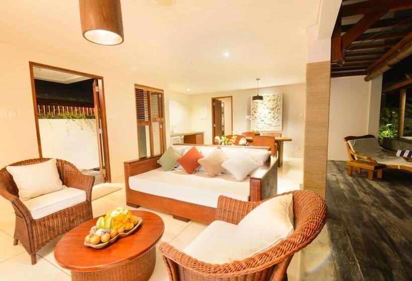 Отель Ayuterra Resort