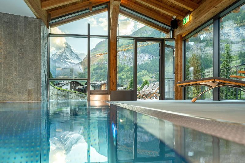 هتل Luxury Residence Colosseo Zermatt