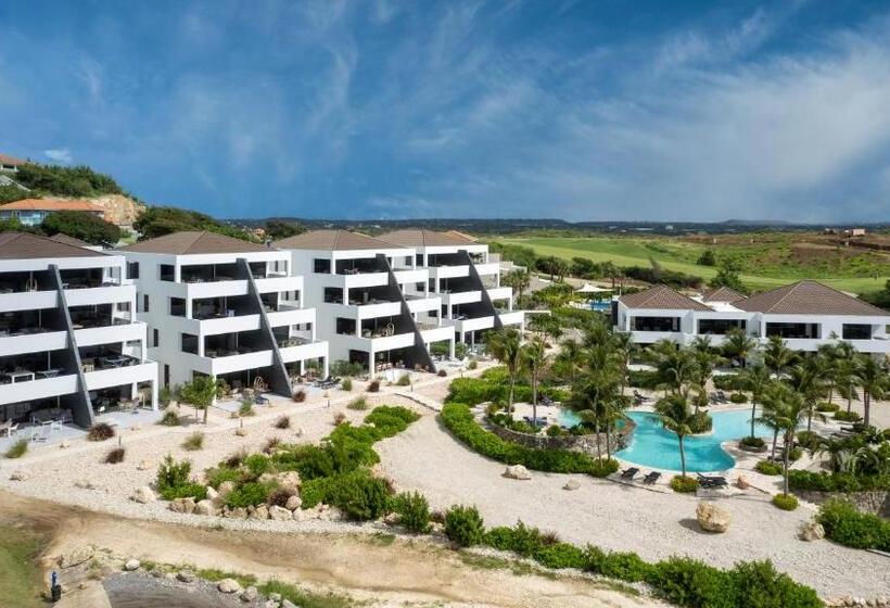هتل The Reef - Blue Bay Golf & Beach Resort