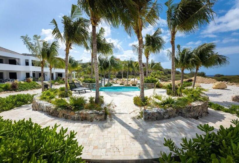 هتل The Reef - Blue Bay Golf & Beach Resort