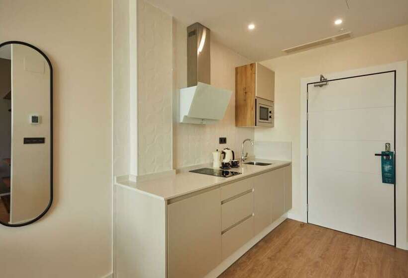 בית מלון כפרי Apartamentos Silken Fontibre Iberia Spa