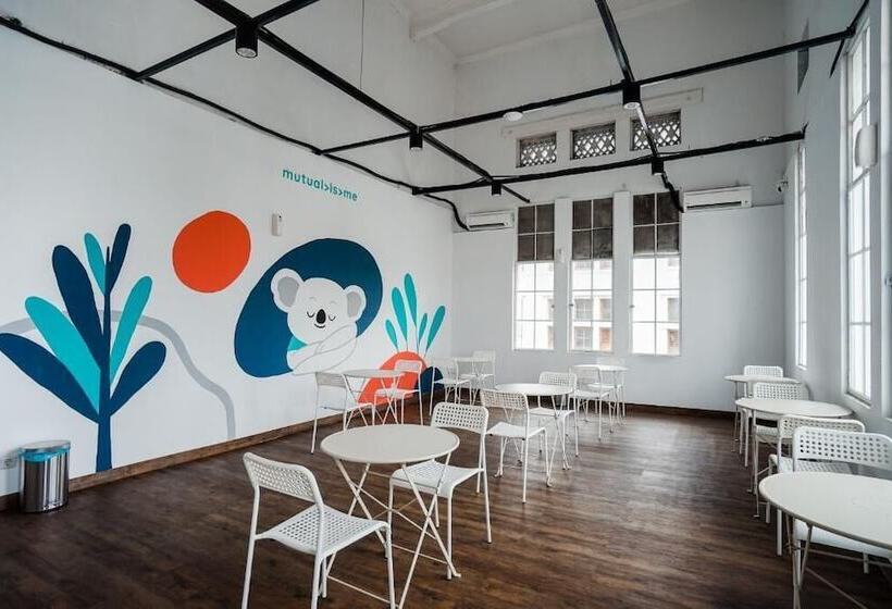 هتل Bobopod Kota Tua Jakarta