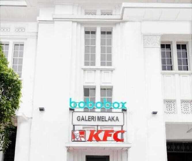 هتل Bobopod Kota Tua Jakarta